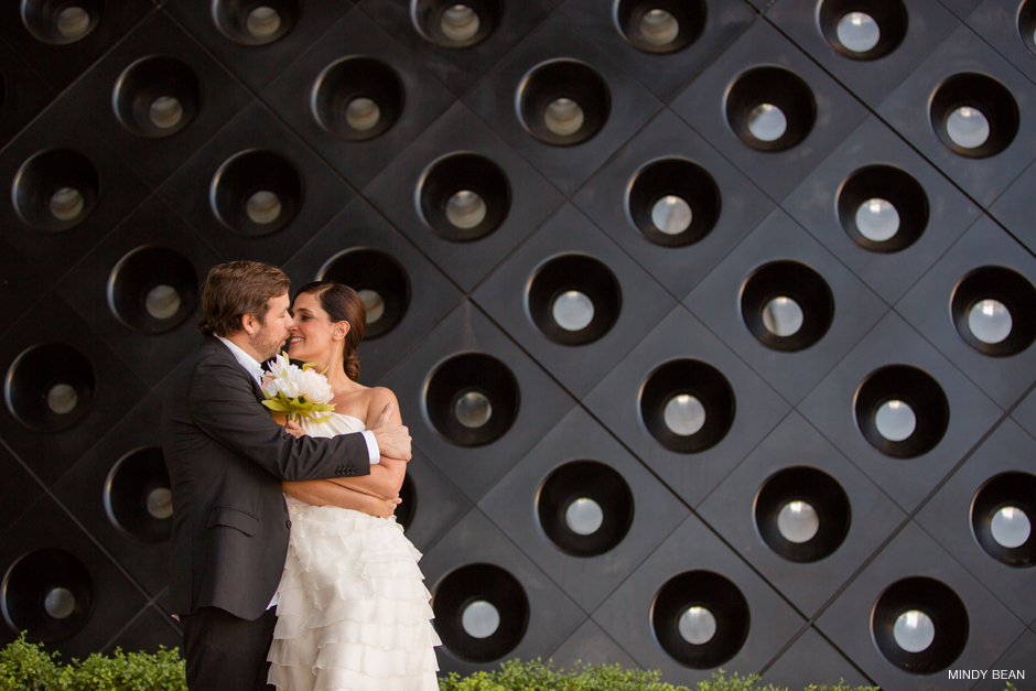 atelier-fafi-vasconcellos_noivas_2012_renata_lasvegas_mindybean-05